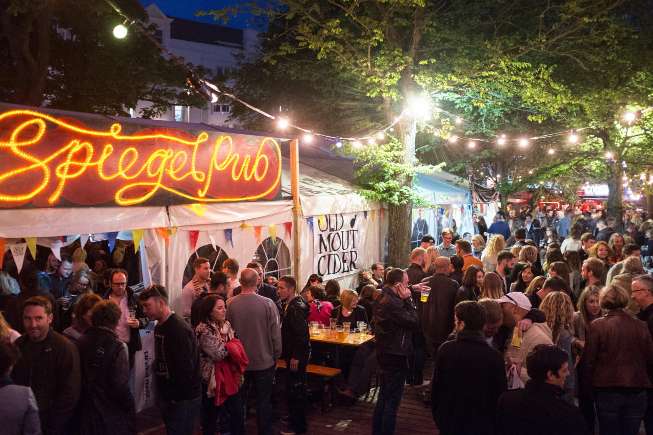 spiegeltent